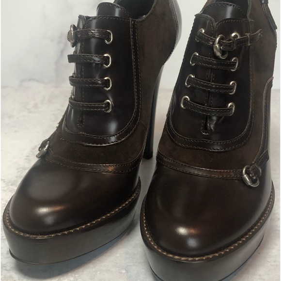 Gucci Leather + Suede Ankle Boot - Picture 11 of 12